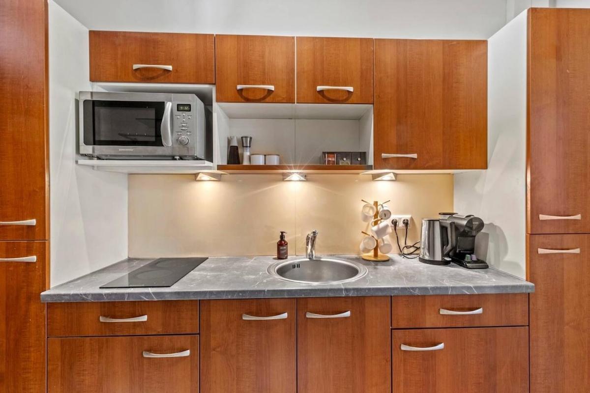 Apartment Augarten I 5 Min To Metro I 10 Min To Vienna