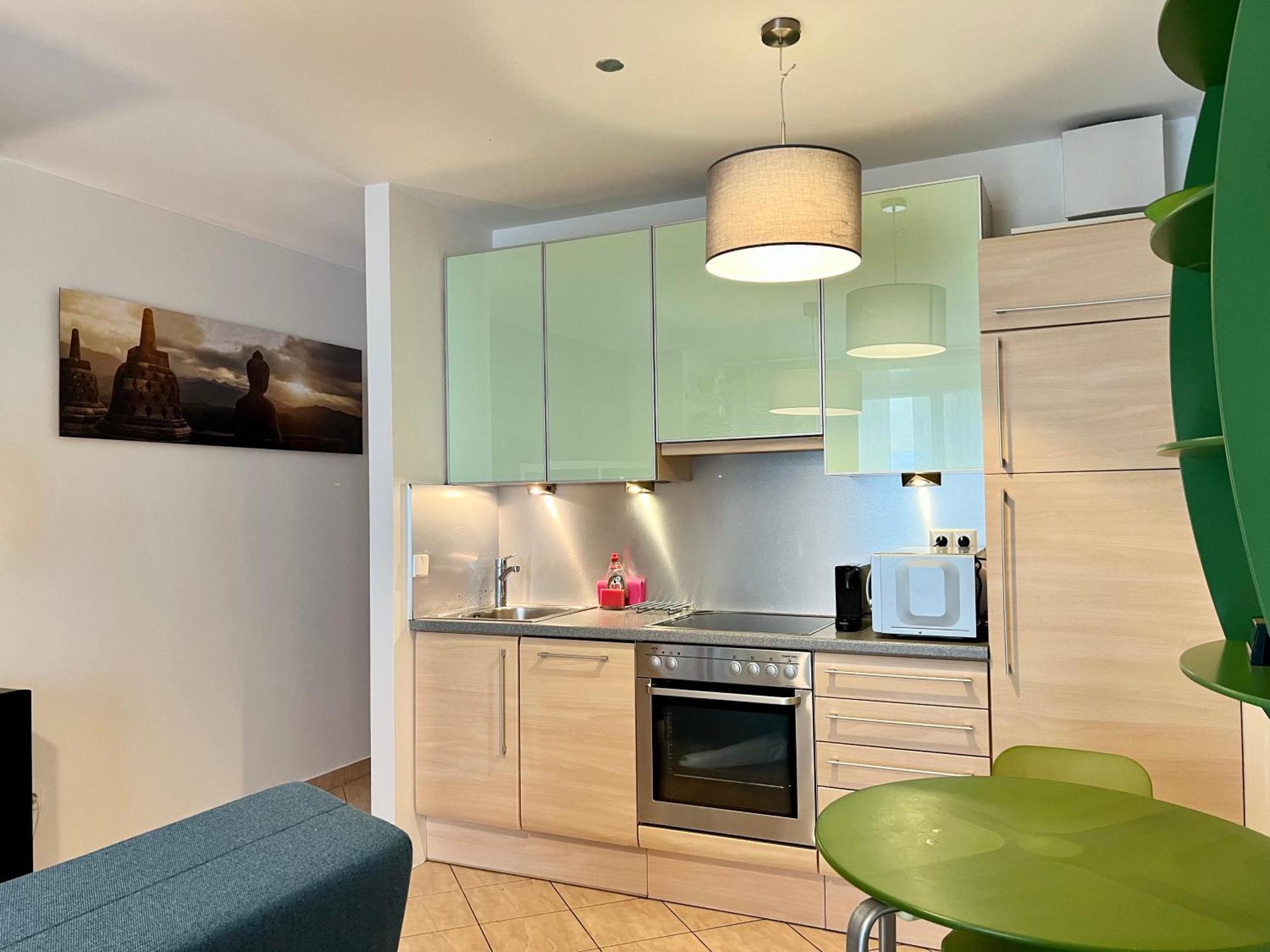 Feels-like-home @ Praterstern Apartment