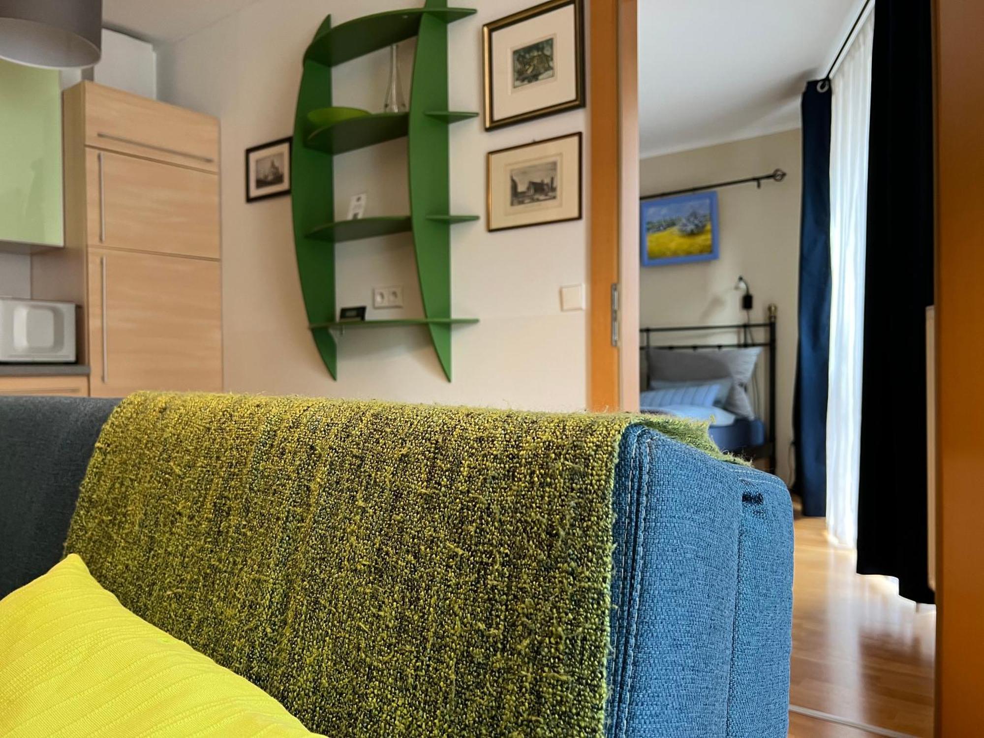 Feels-like-home @ Praterstern Apartment *