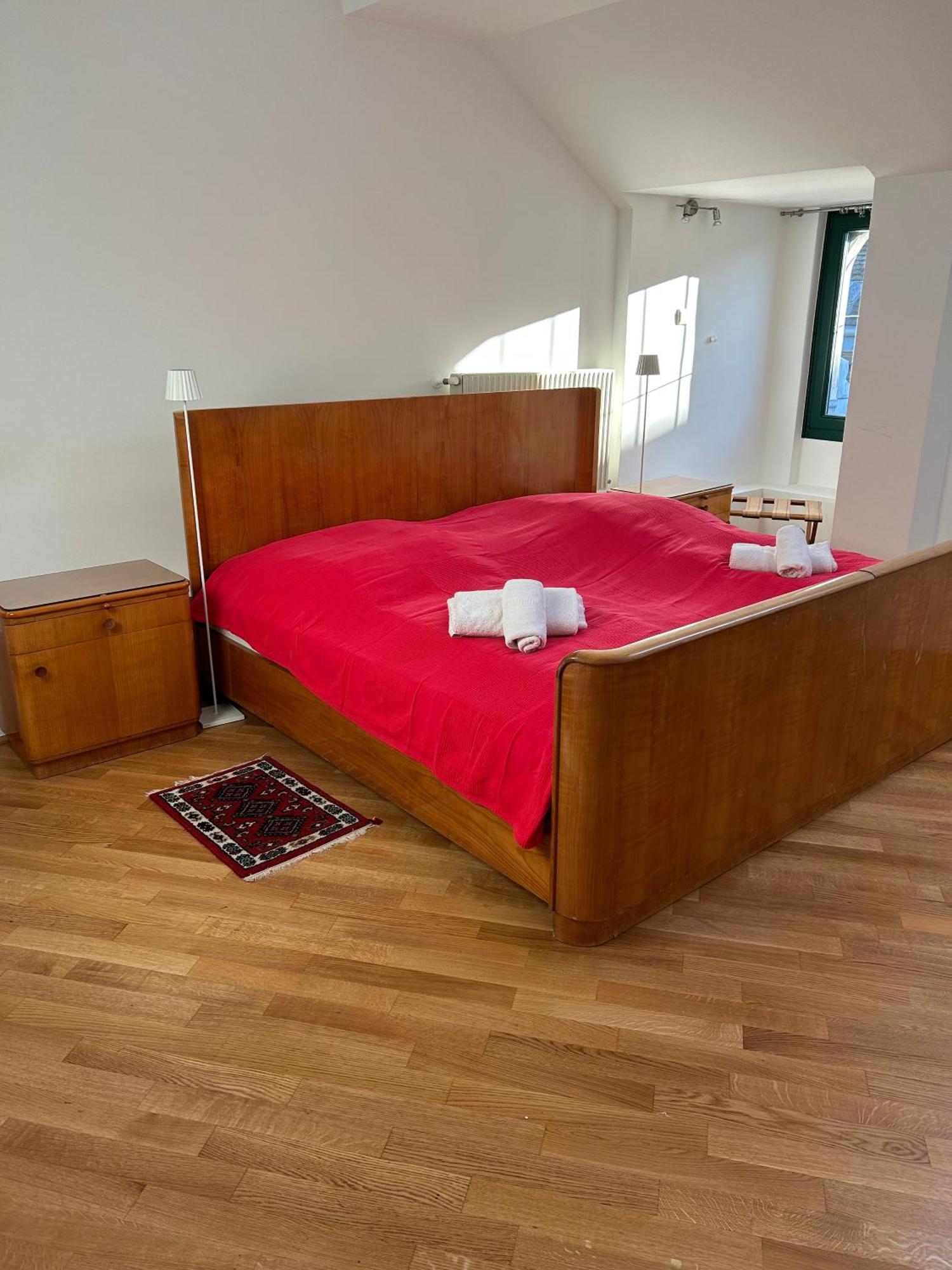 Apartment Haven Roofgarden Penthouse In Area *