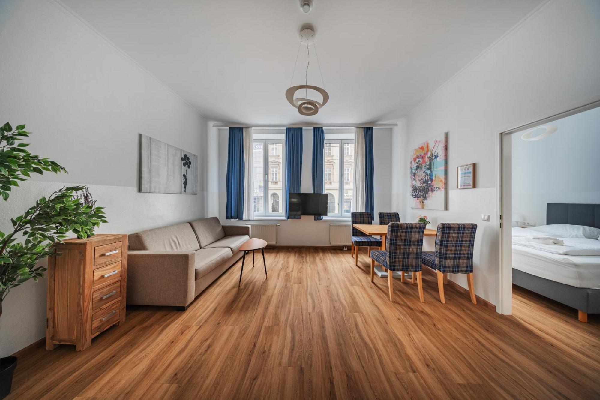 74 Living Apartment