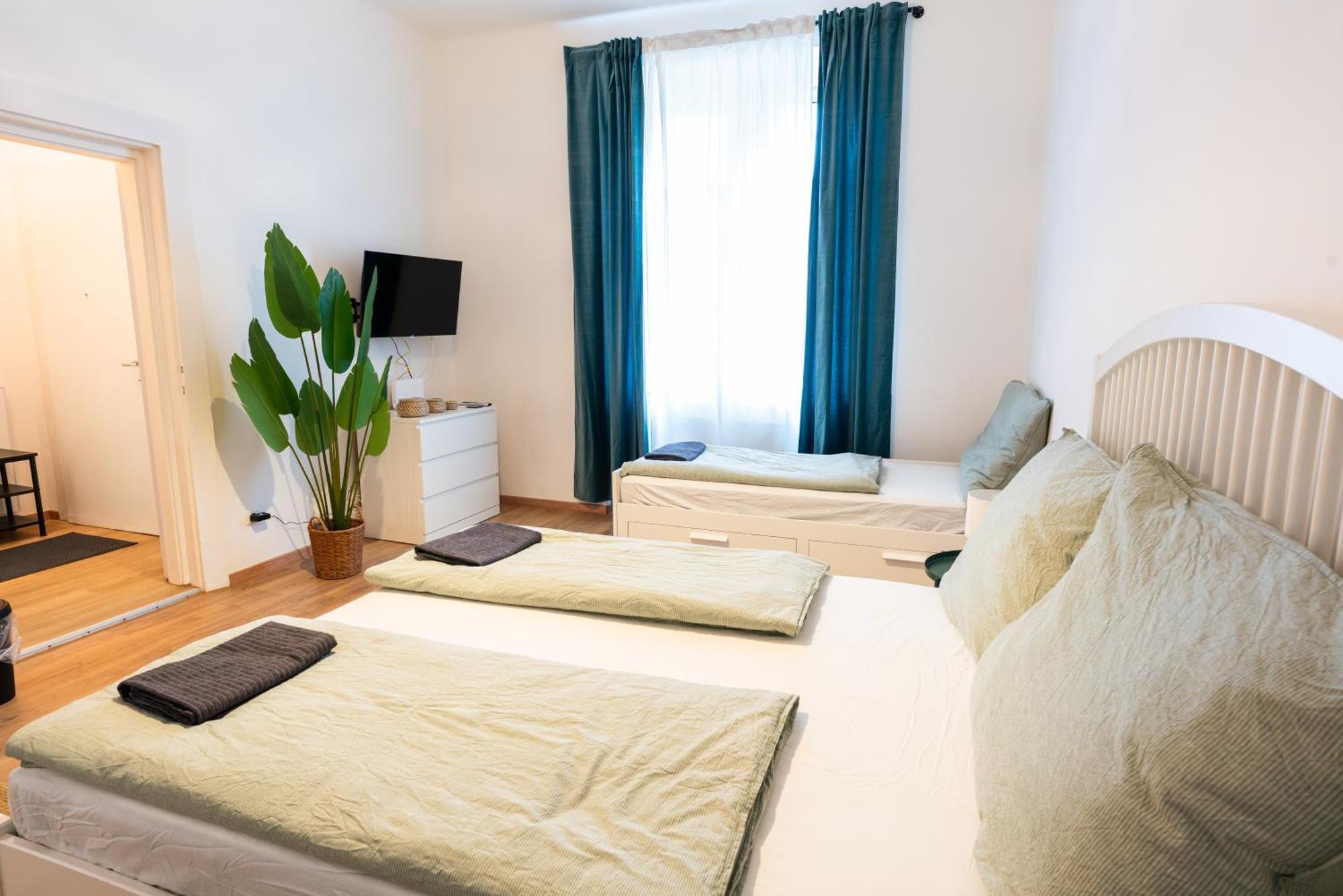 Apartment 1110 *