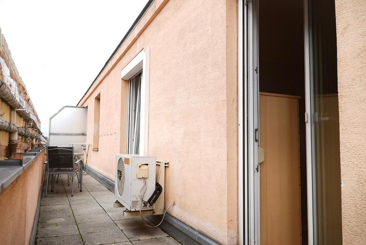 Close To Centre And Next To Wien Hbf And Easy From Airport Appartamento Vienna