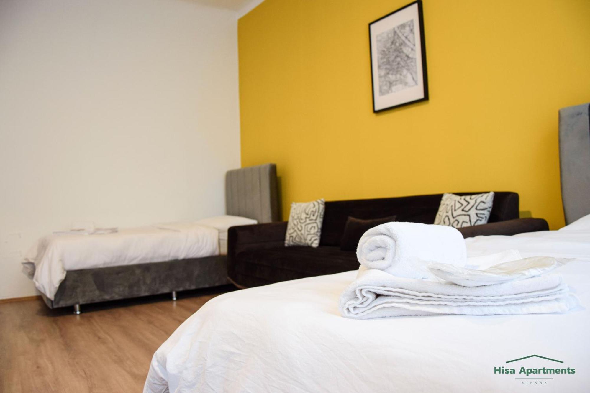 Hisa Apartment *