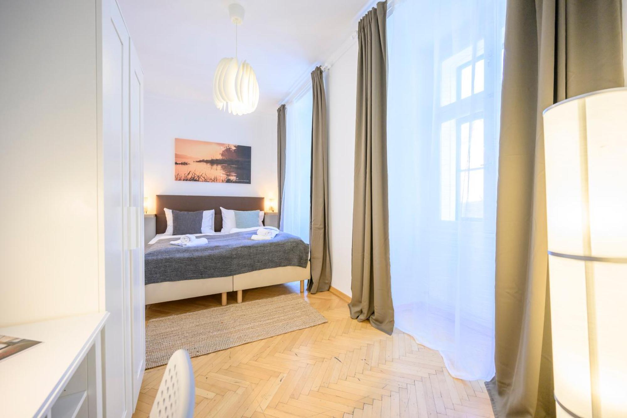 Apartment Central City Apartments Vienna
