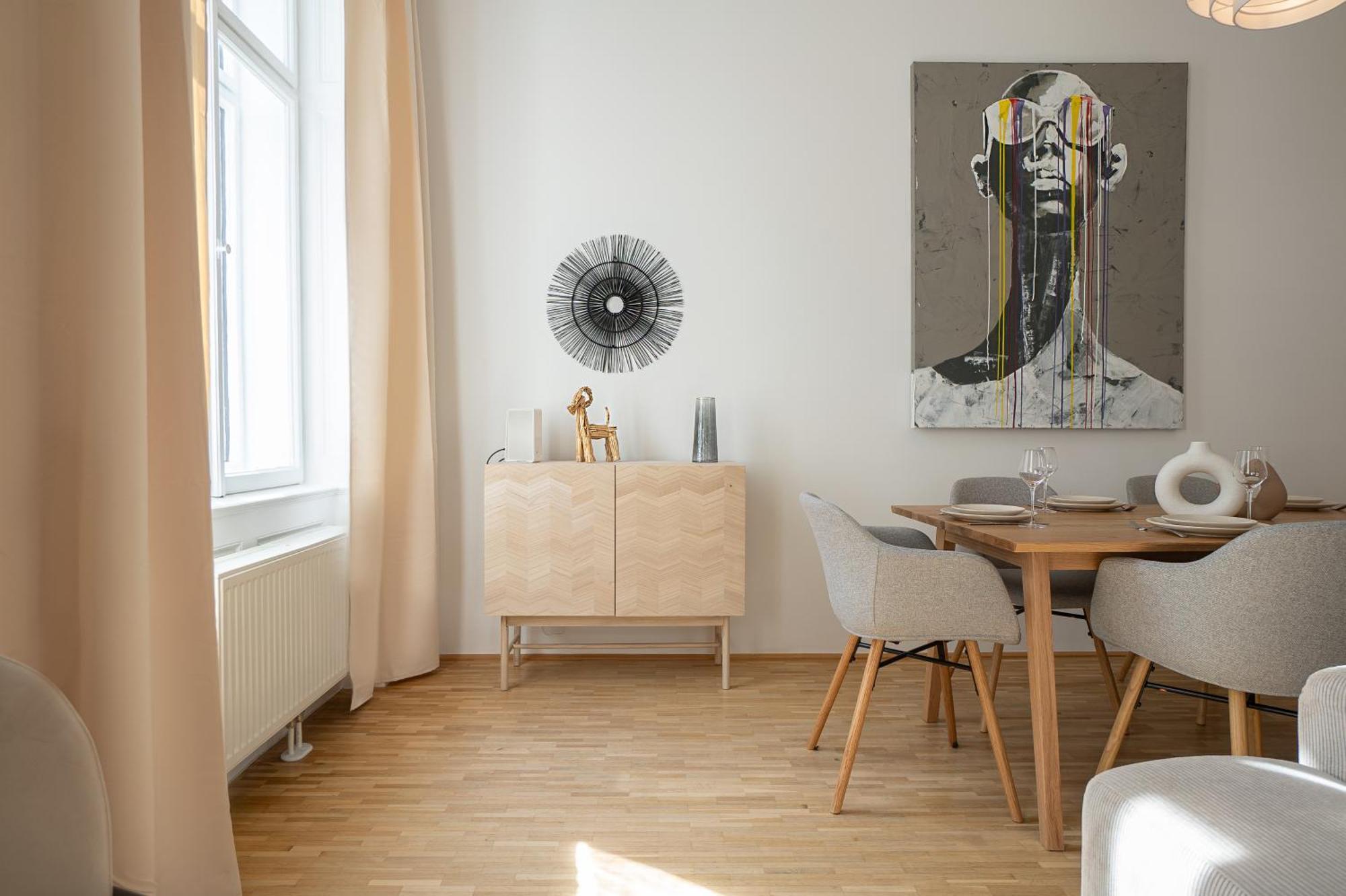 Vibrant 107 M2 Flat In The Center *