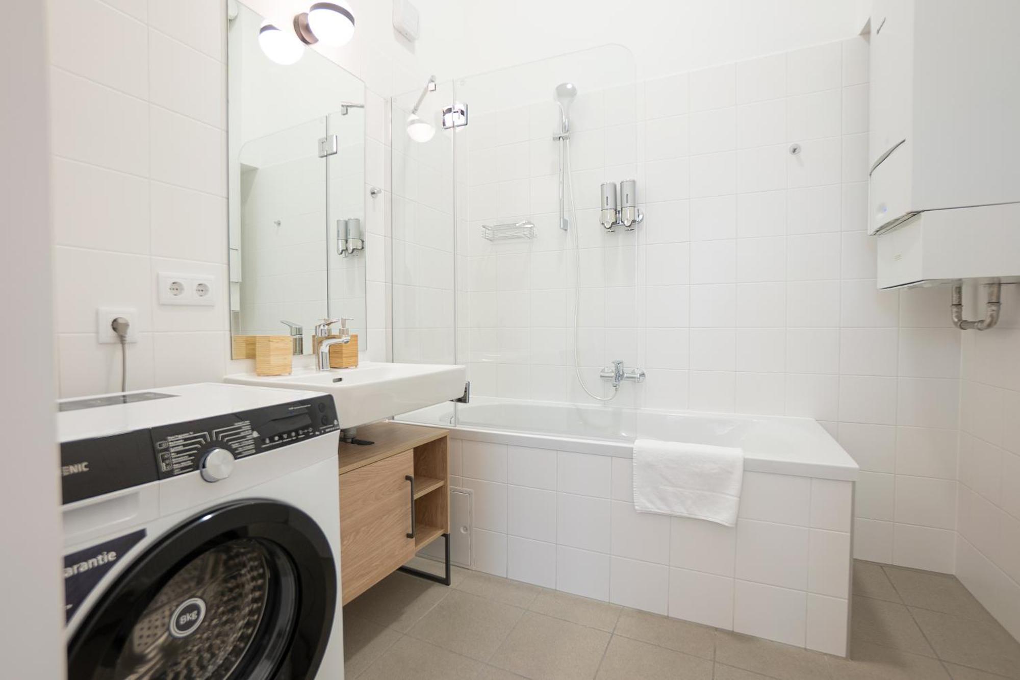 Vibrant 107 M2 Flat In The Center Viena