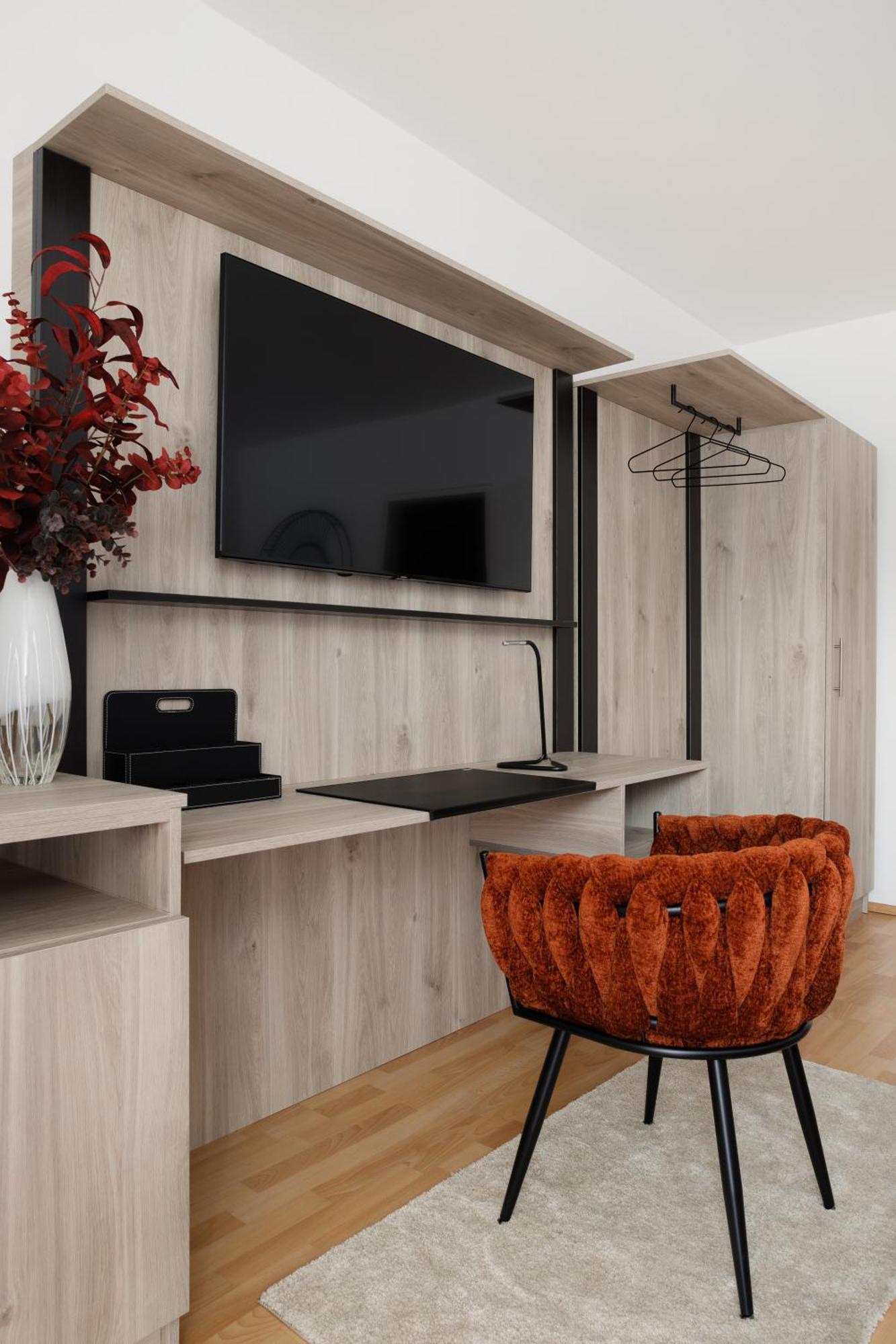 Neu! Mit Klimaanlage, Nahe Hauptbahnhof Apartment *