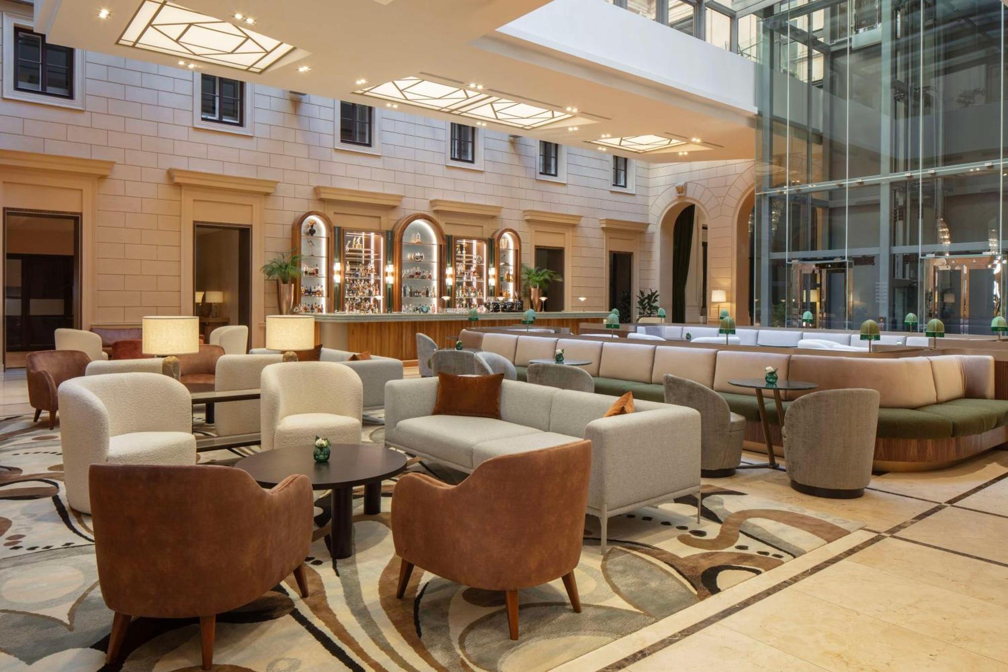 Anantara Palais Hansen - Newly Renovated 5*