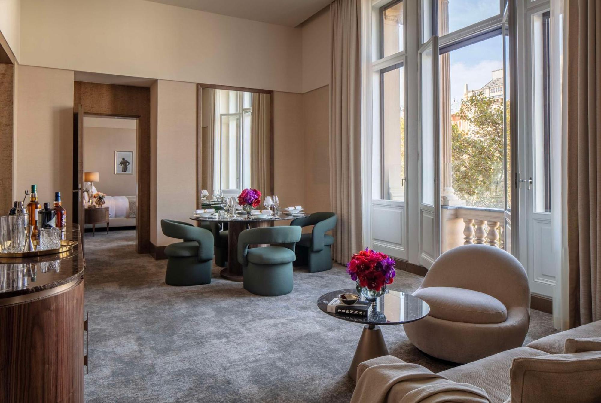Anantara Palais Hansen - Newly Renovated Hotel 5*