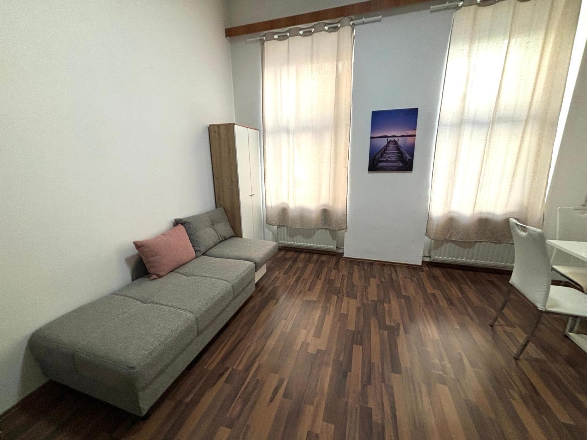 Apartment Cityplaza - 1020 *