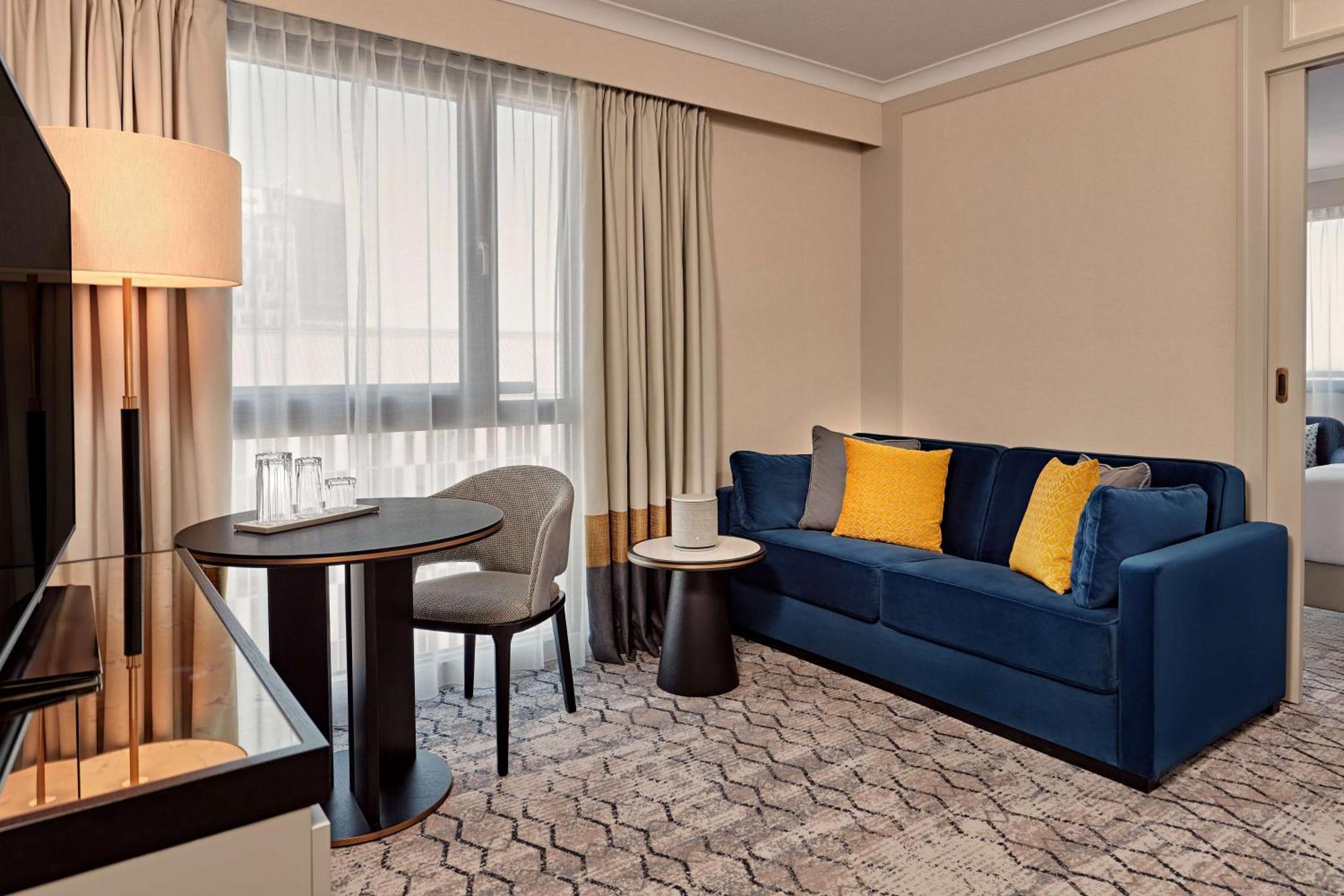 Hilton Park Hotel 5*