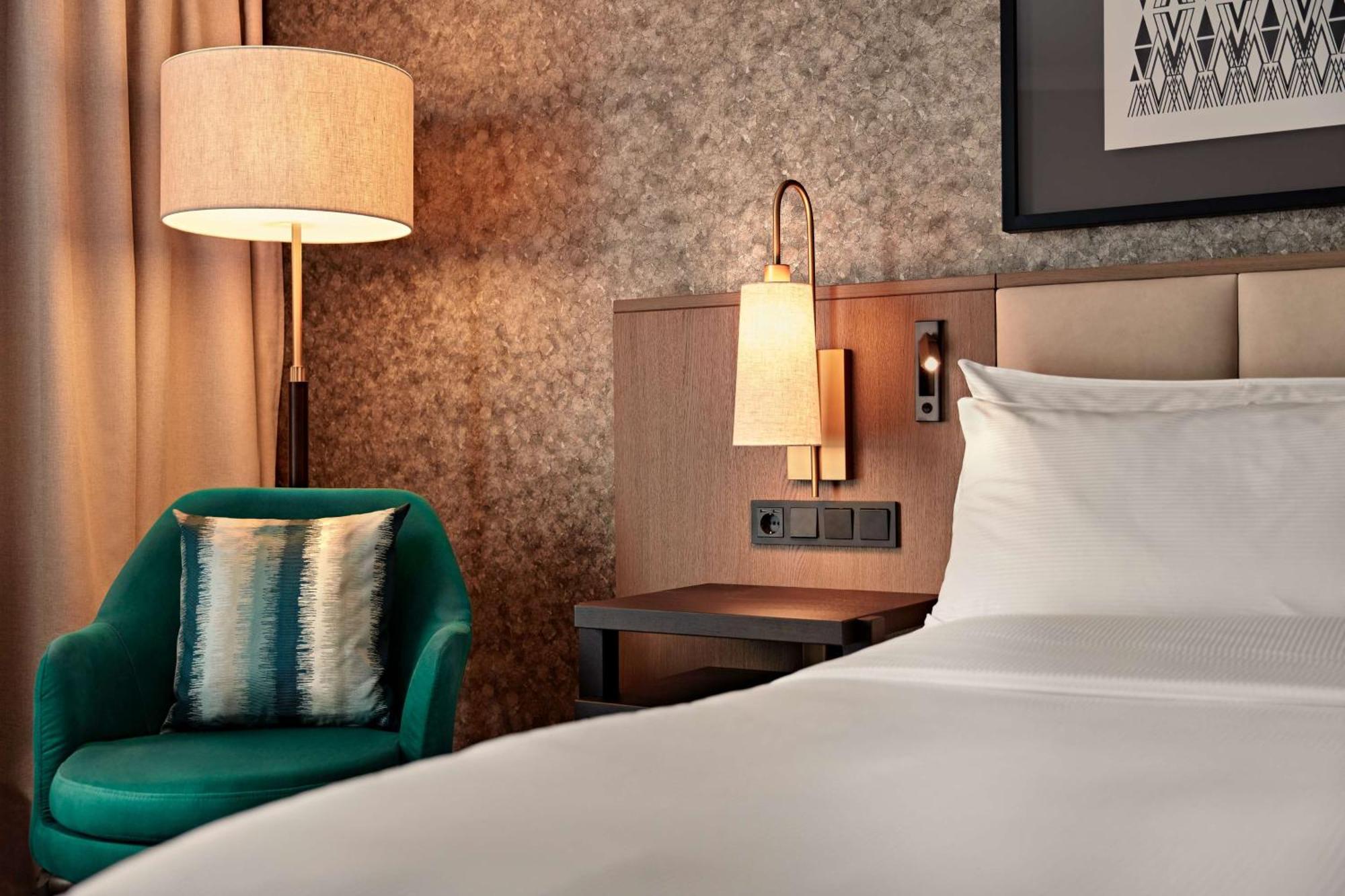 Hilton Park 5* Viena