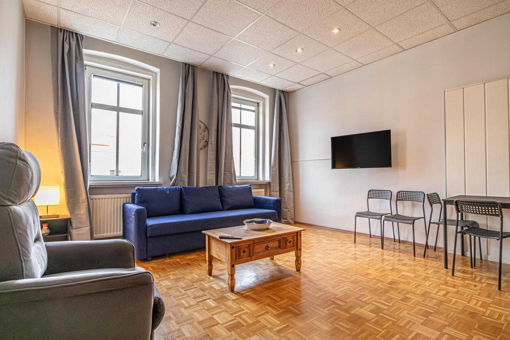 Apartment Vienna's Finest Spacious 2br & 1lr *