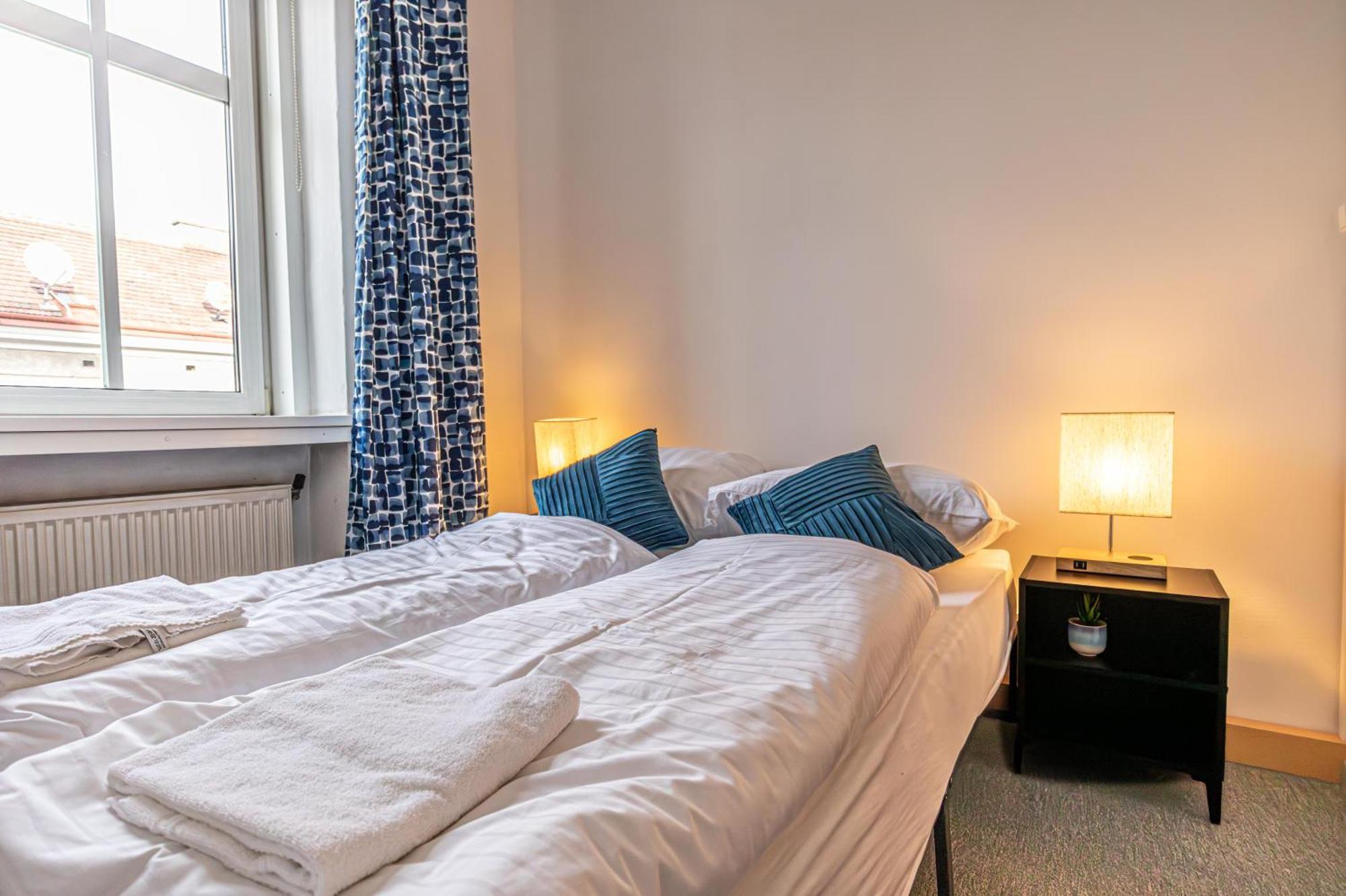 Vienna's Finest Spacious 2br & 1lr