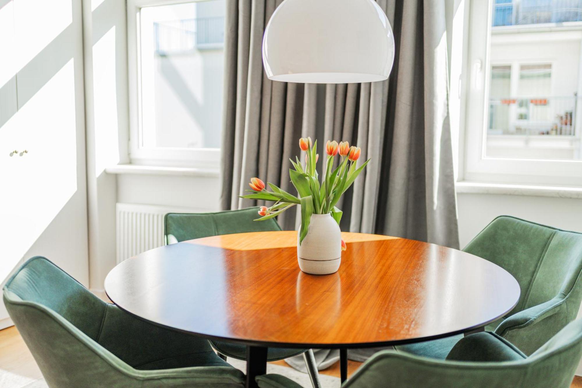 Apartment Sonnige Altbauwohnung Nahe Hauptbahnhof Vienna