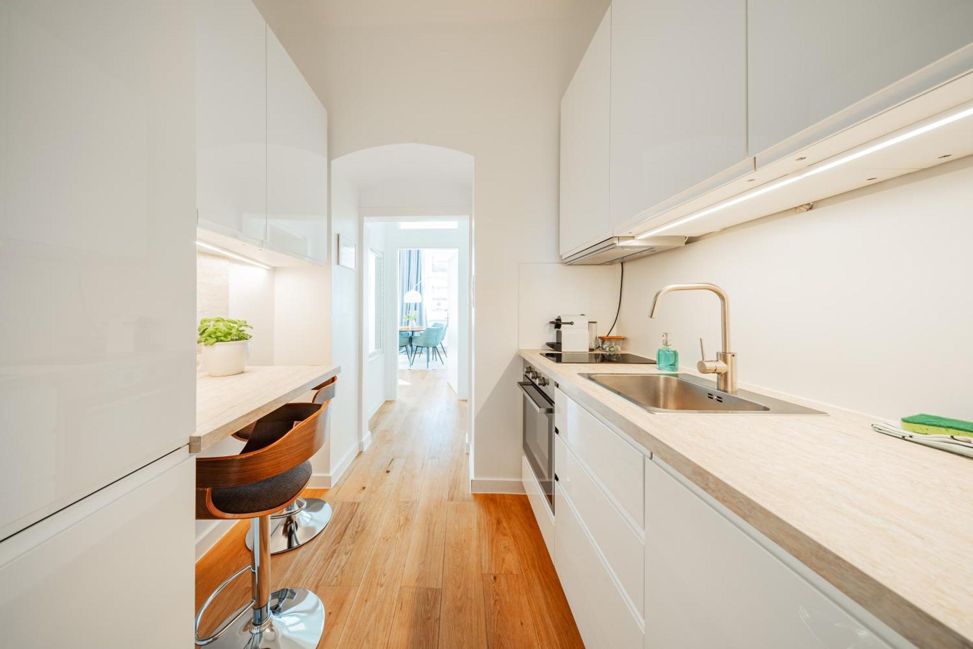 Sonnige Altbauwohnung Nahe Hauptbahnhof Apartment Vienna