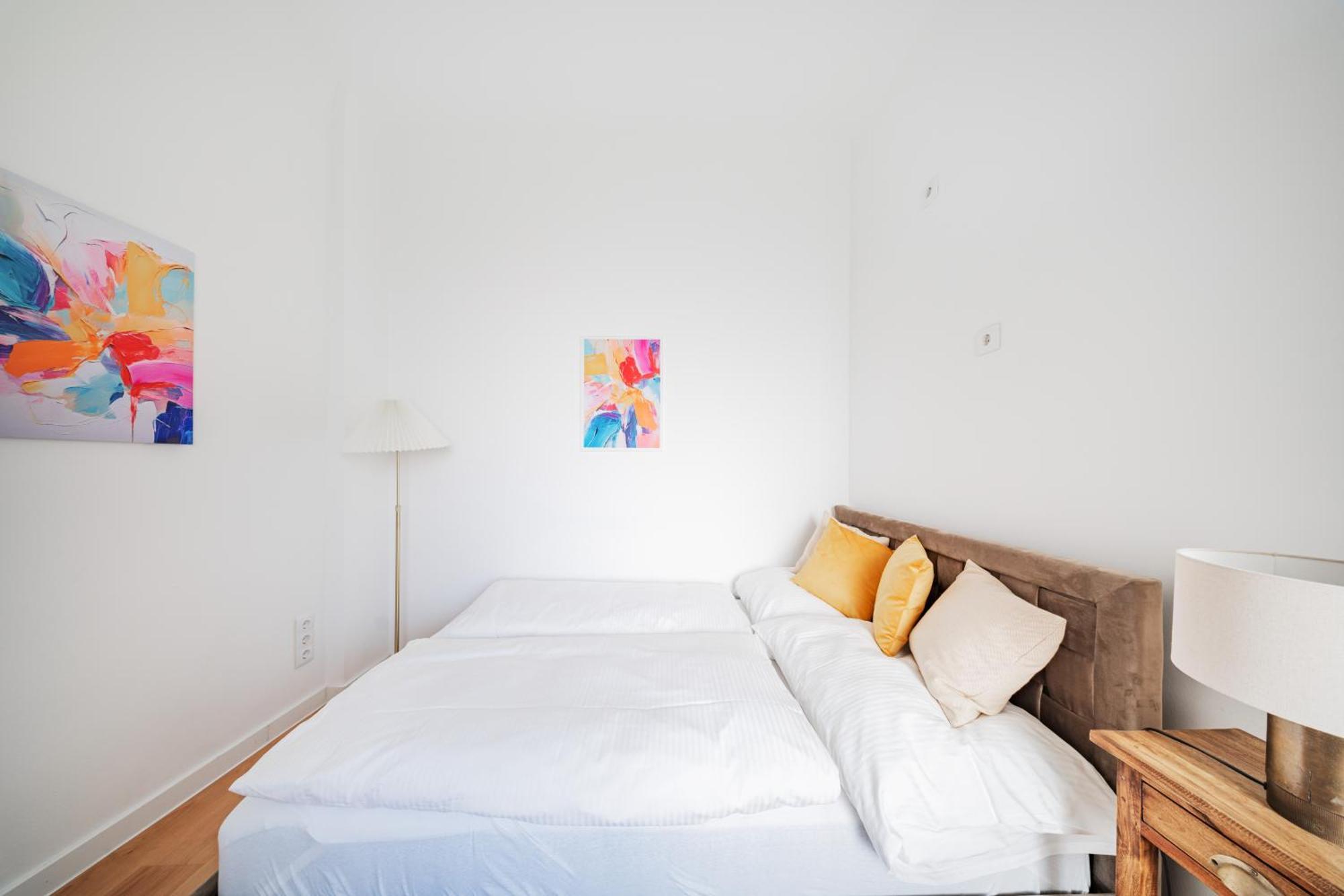 Sonnige Altbauwohnung Nahe Hauptbahnhof Apartment