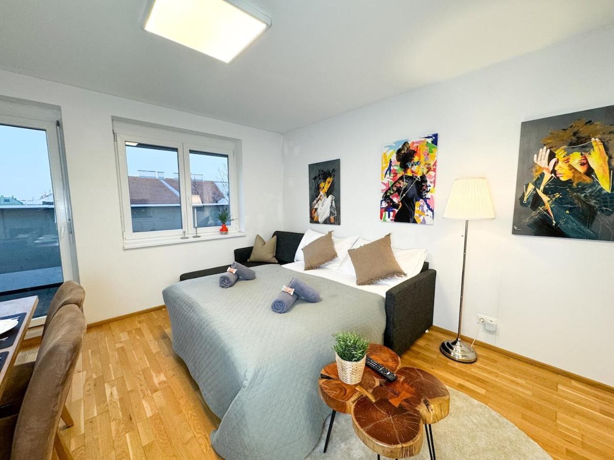 Free Parking - Cityview - Rooftop-terrace - Station Apartment Vienna