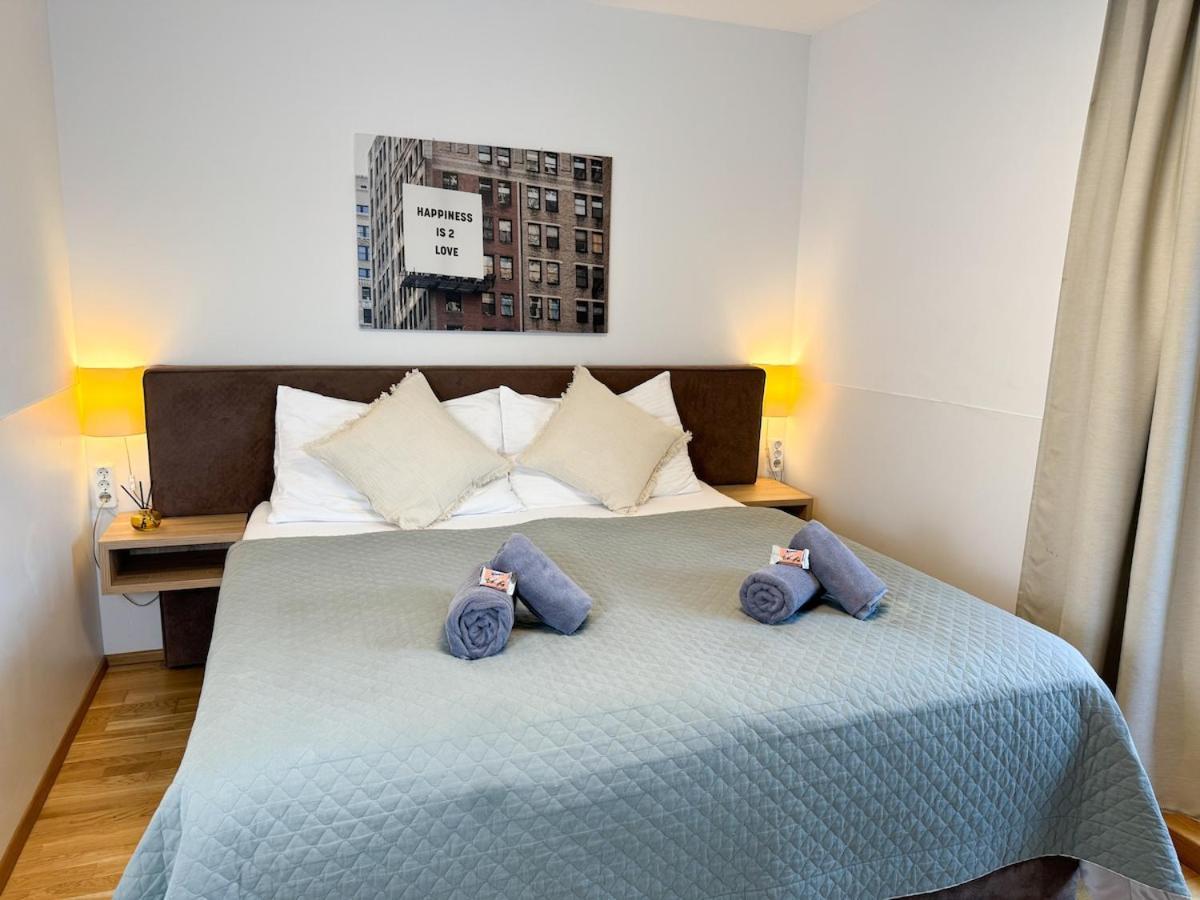 Free Parking - Cityview - Rooftop-terrace - Station Apartment Vienna