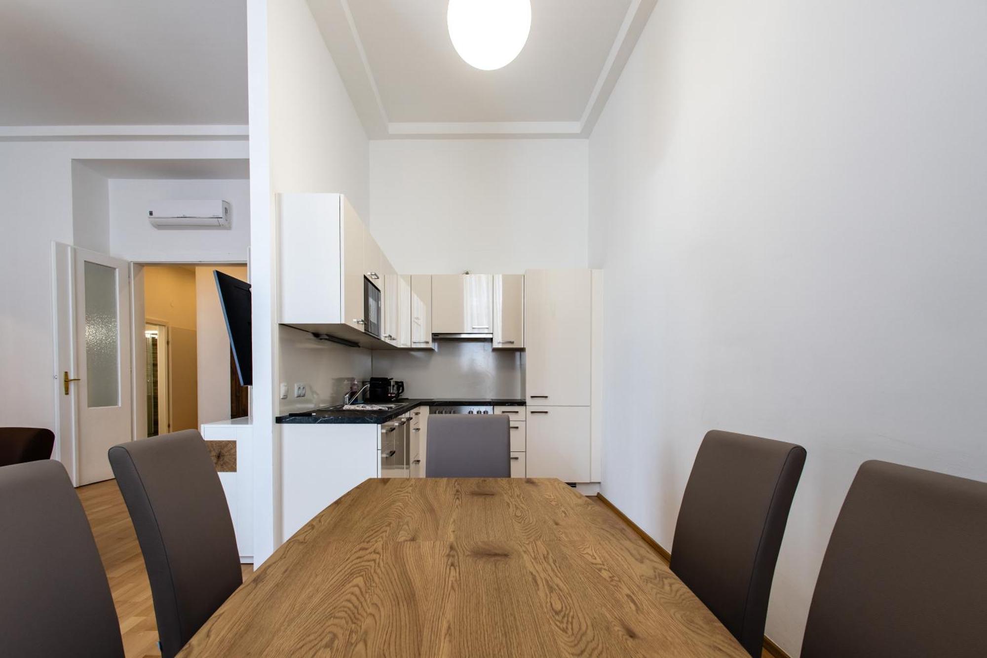 Tabor Apartment *