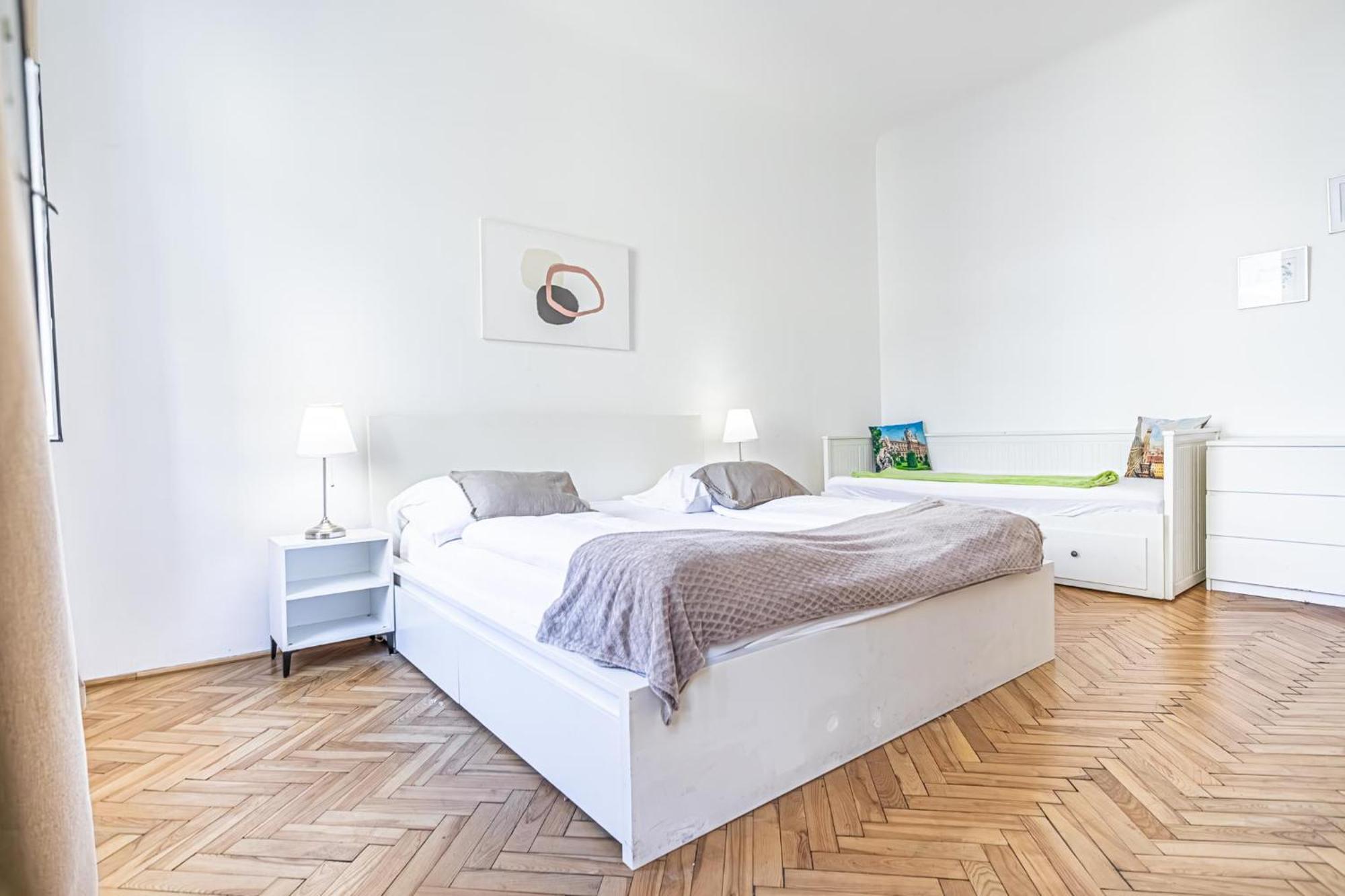 Stylish 2br For Groups, Up To 5p At Margareten *