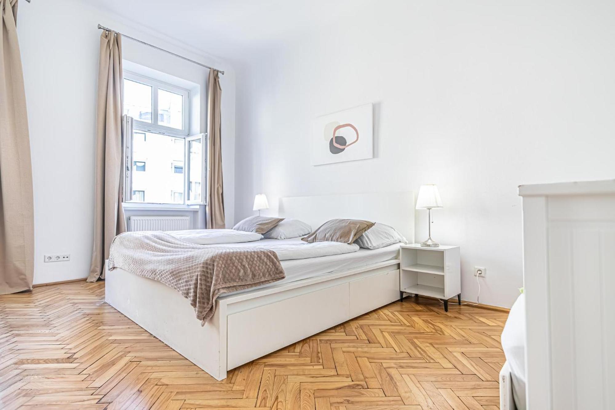 Stylish 2br For Groups, Up To 5p At Margareten Apartment Vienna