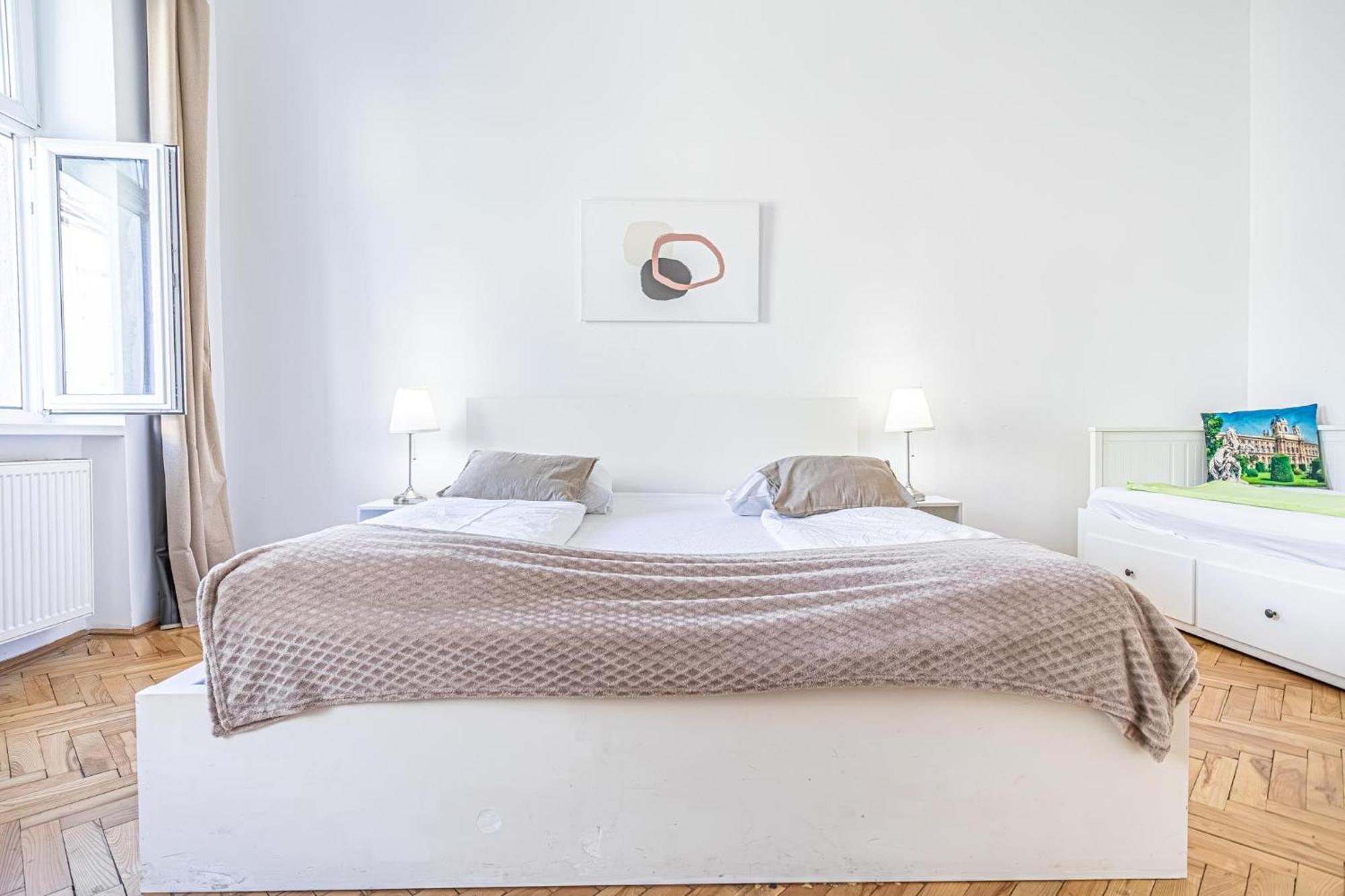 Stylish 2br For Groups, Up To 5p At Margareten Vienna