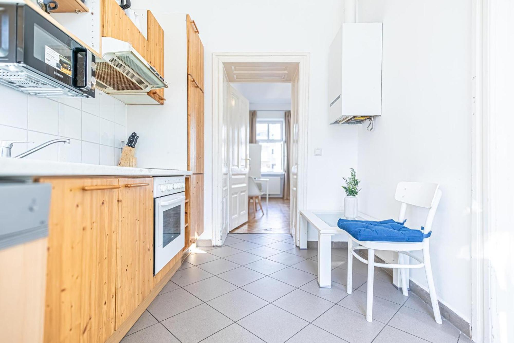 Apartment Stylish 2br For Groups, Up To 5p At Margareten Vienna