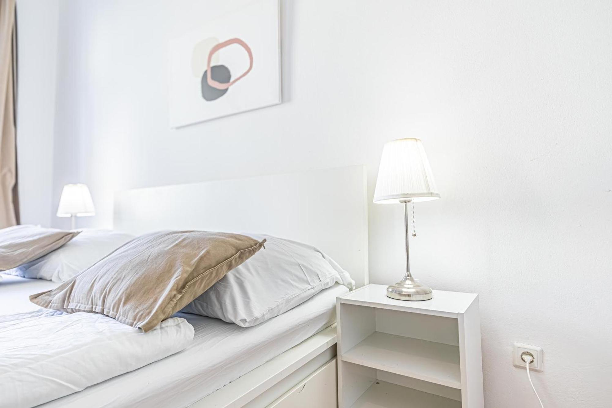 Stylish 2br For Groups, Up To 5p At Margareten
