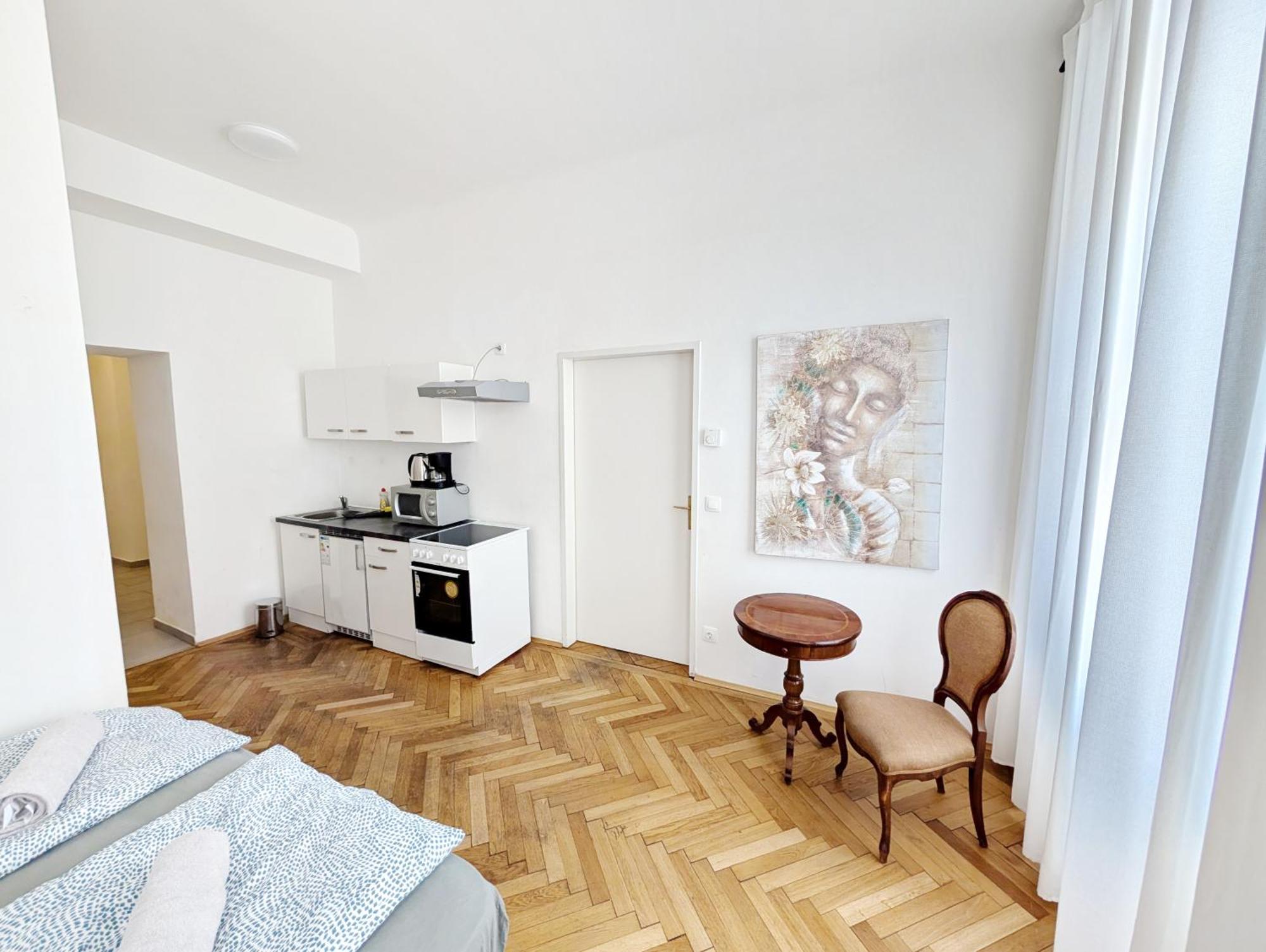 Charming At Maerzstrasse Close To Attractions Mz Apartment *