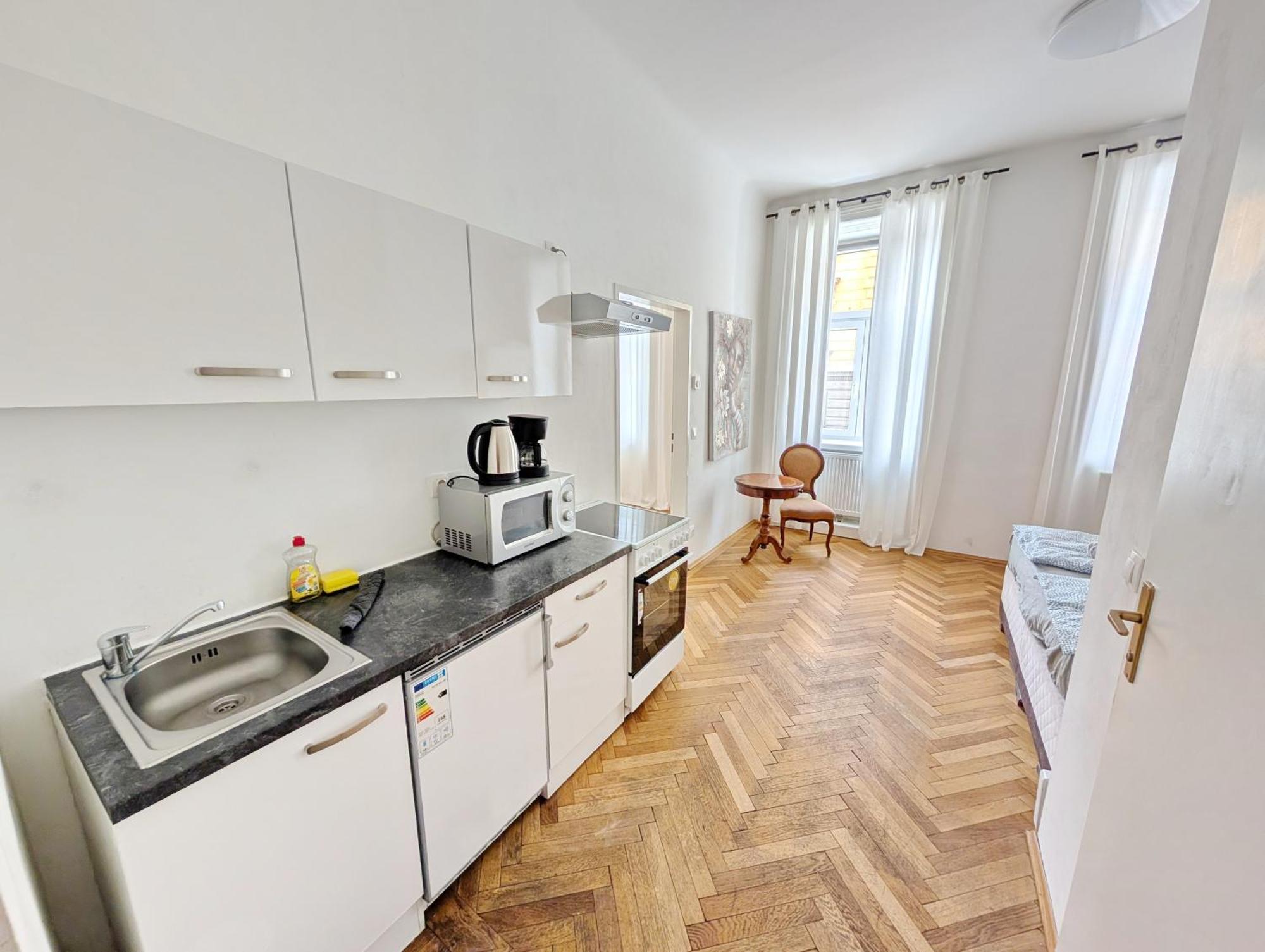 Apartment Charming At Maerzstrasse Close To Attractions Mz Vienna