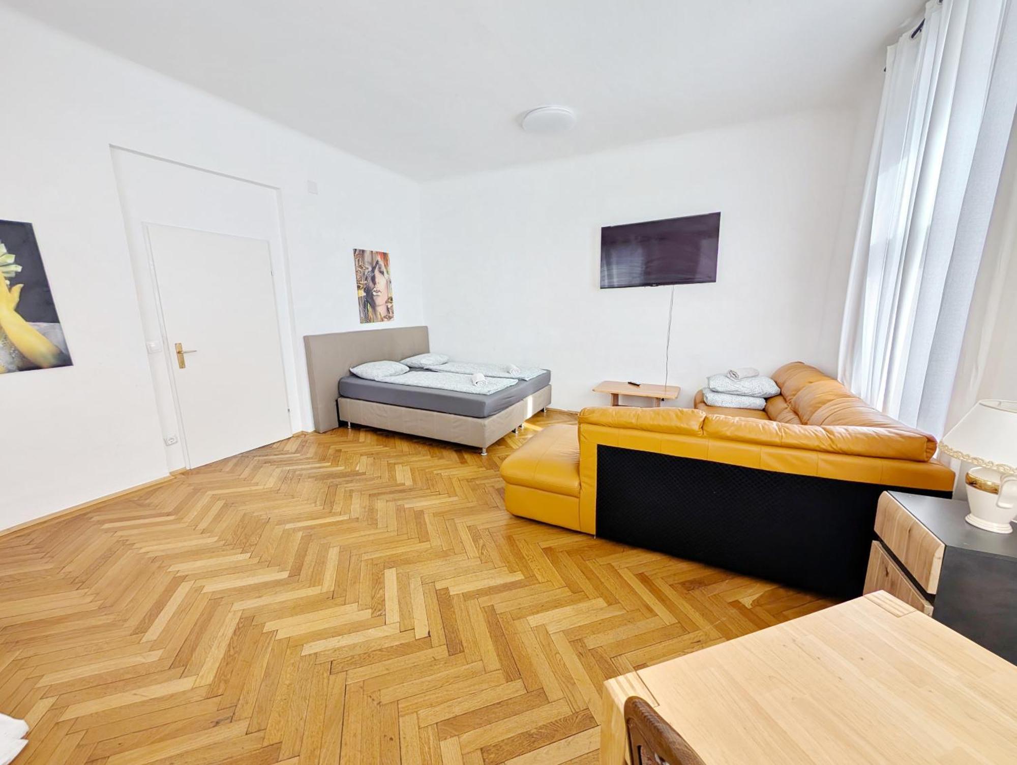 Charming At Maerzstrasse Close To Attractions Mz Vienna