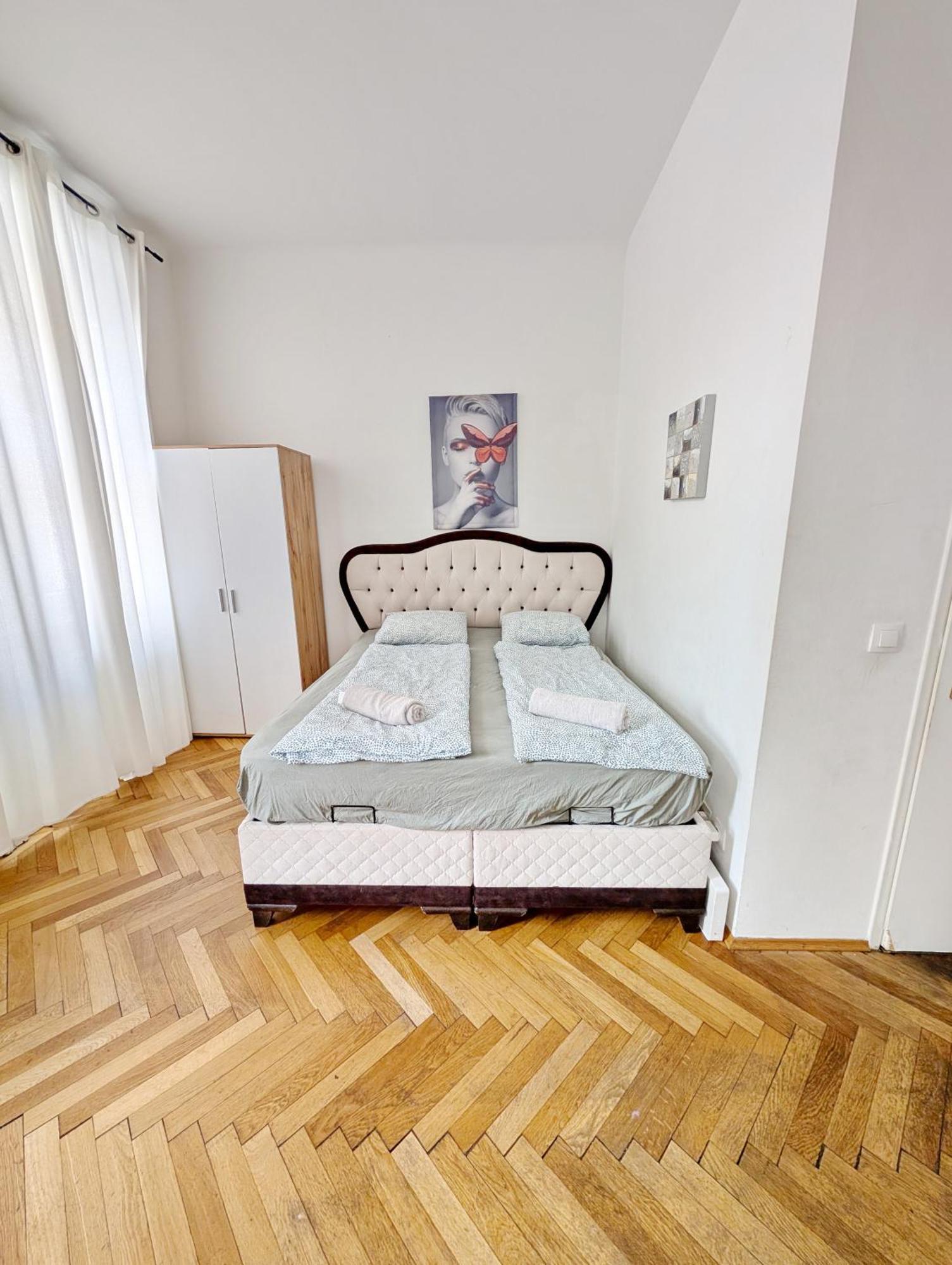 Charming At Maerzstrasse Close To Attractions Mz Vienna
