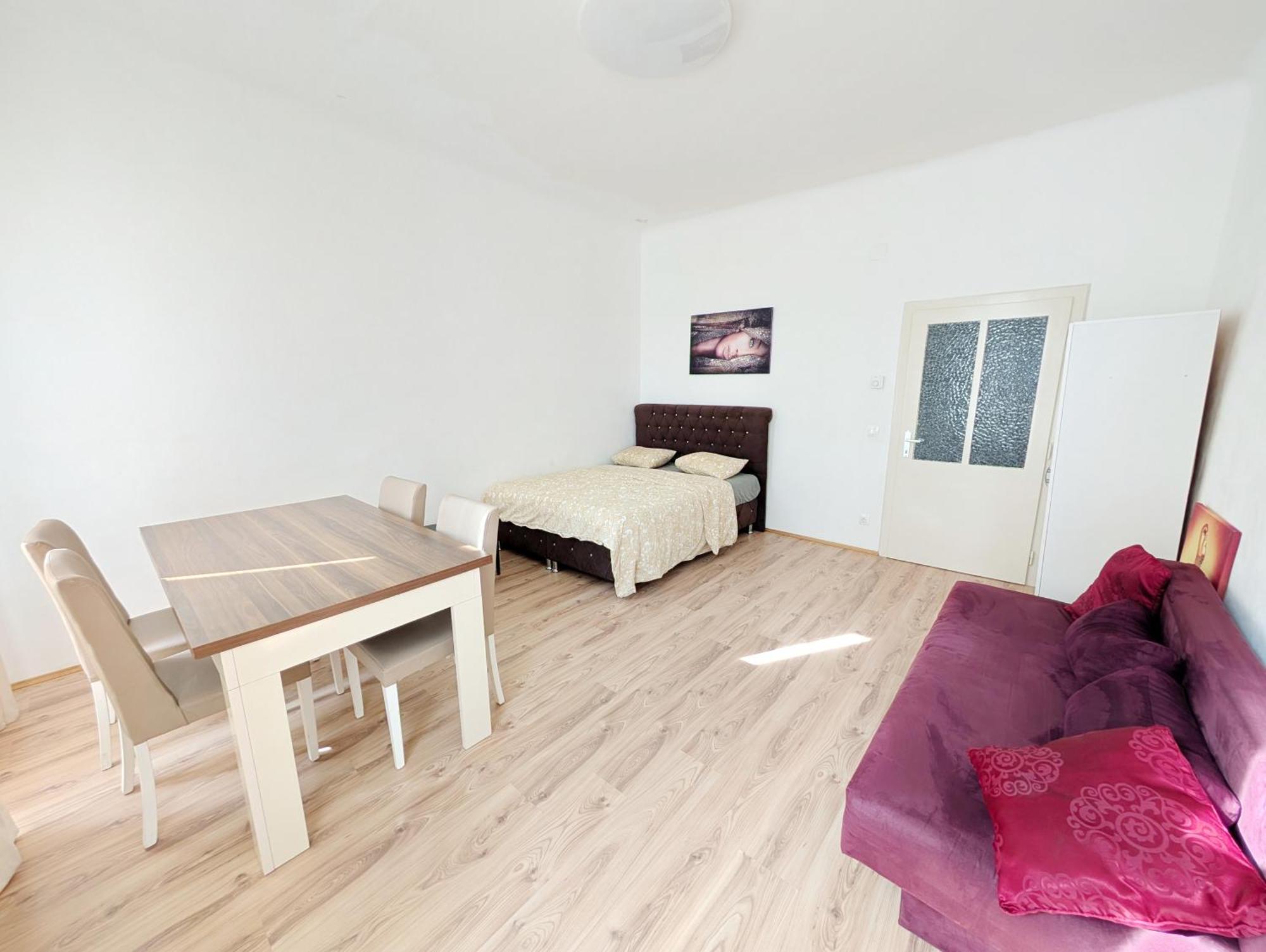 Apartment Charming At Maerzstrasse Close To Attractions Mz Vienna