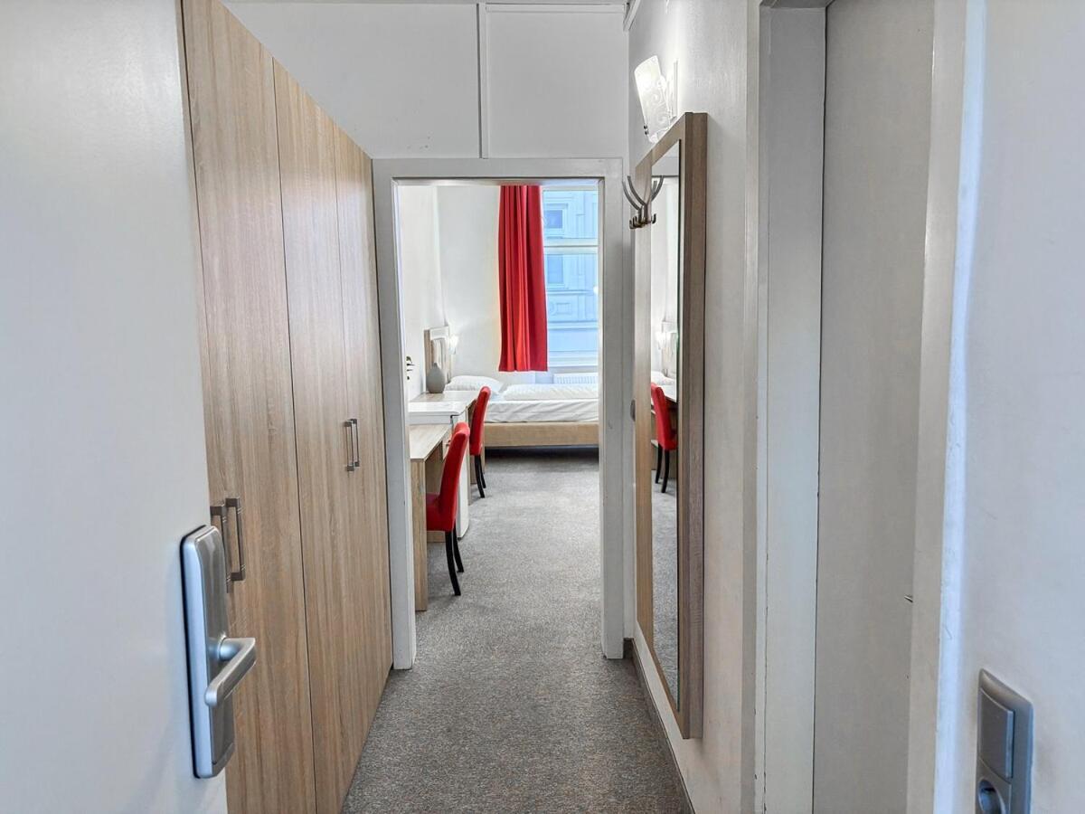 Apartment 4 Mins To Metro I Wifi I 15 Mins To Inner