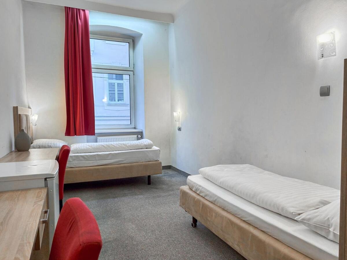 Apartment 4 Mins To Metro I Wifi I 15 Mins To Inner Vienna