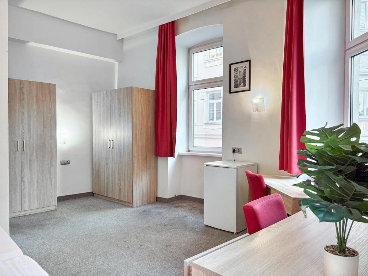 4 Mins To Metro I Wifi I 15 Mins To Inner Apartment Vienna