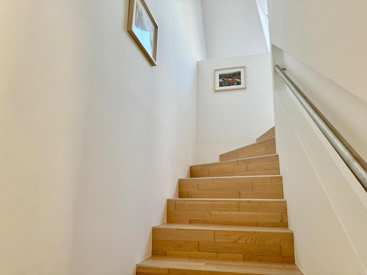 Bright Modern Maisonette With Garden & Free Parking Apartamento *
