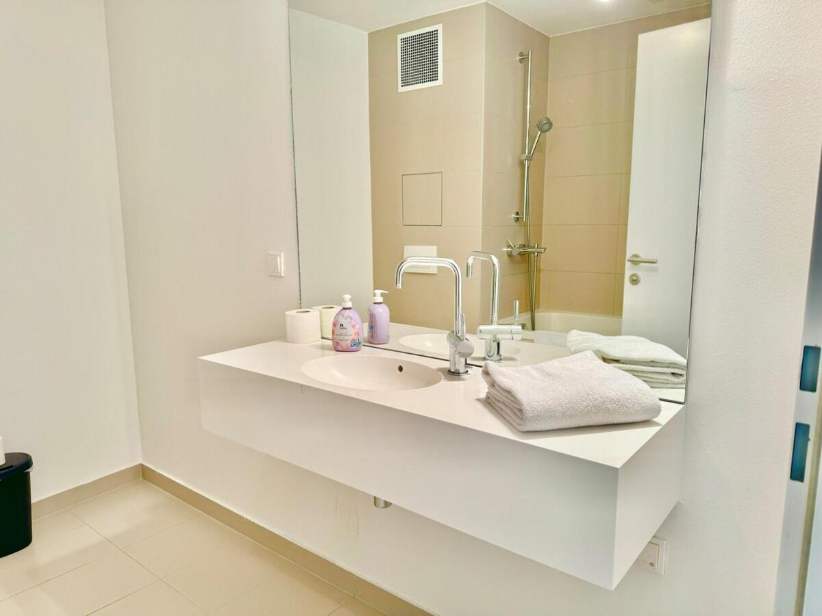 Apartamento Bright Modern Maisonette With Garden & Free Parking Viena