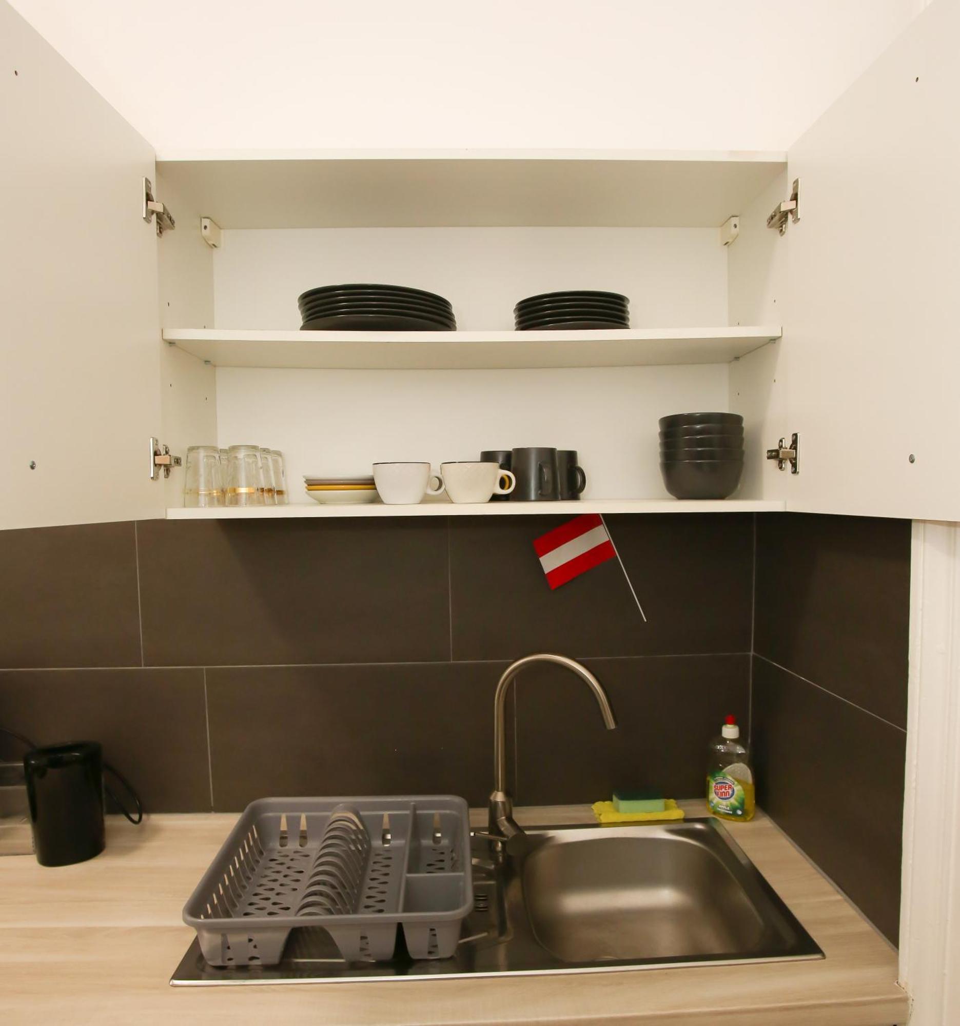 Apartment Downtown Bliss Modern Retreat With Free Parking And Fast Internet 600 Mbits Wien