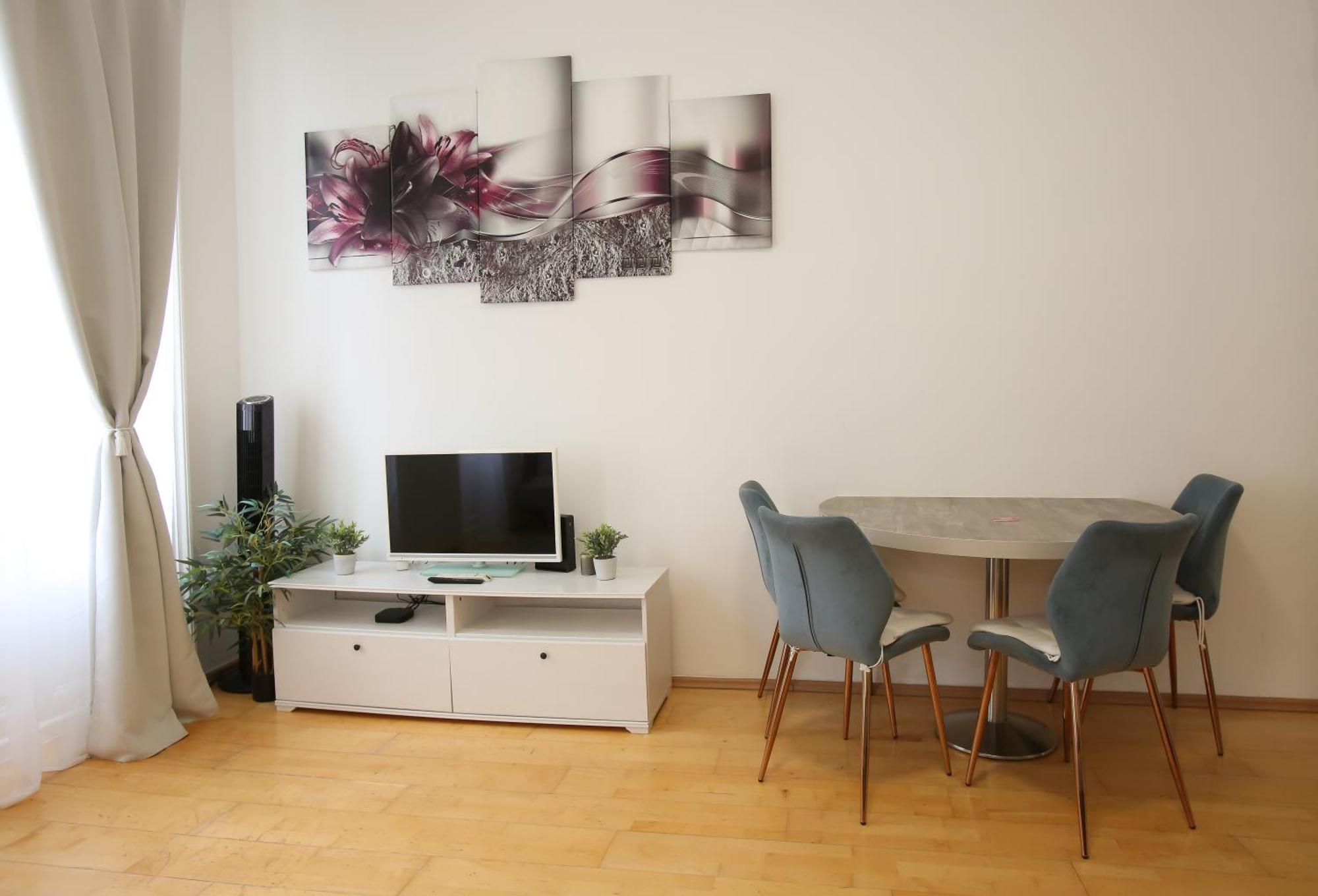 Downtown Bliss Modern Retreat With Free Parking And Fast Internet 600 Mbits Wien