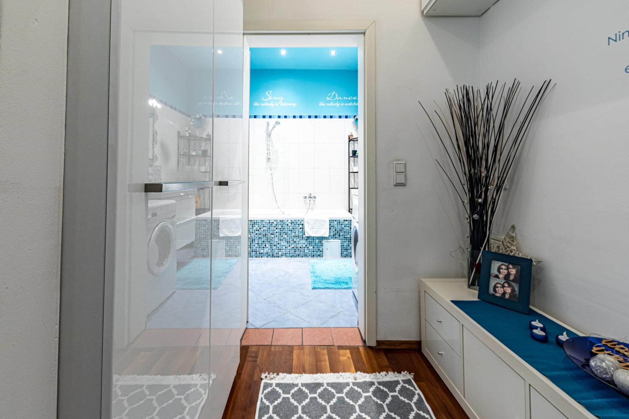 Opal Dream - Stylish Living With Good Connections By Jr * Vienna