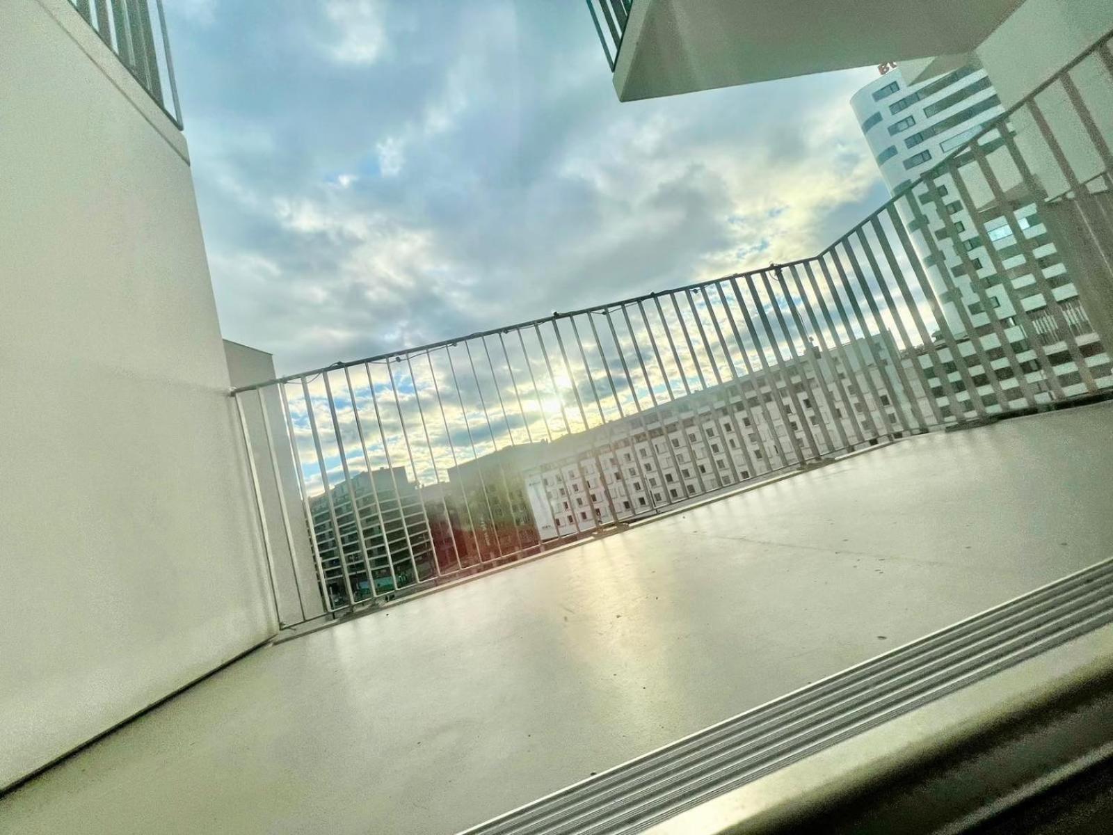 Apartment Sunshine's View In *