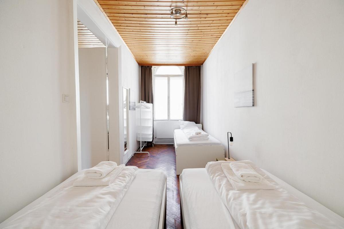 Apartamento Mit 9 Schlafplaetze #2 *