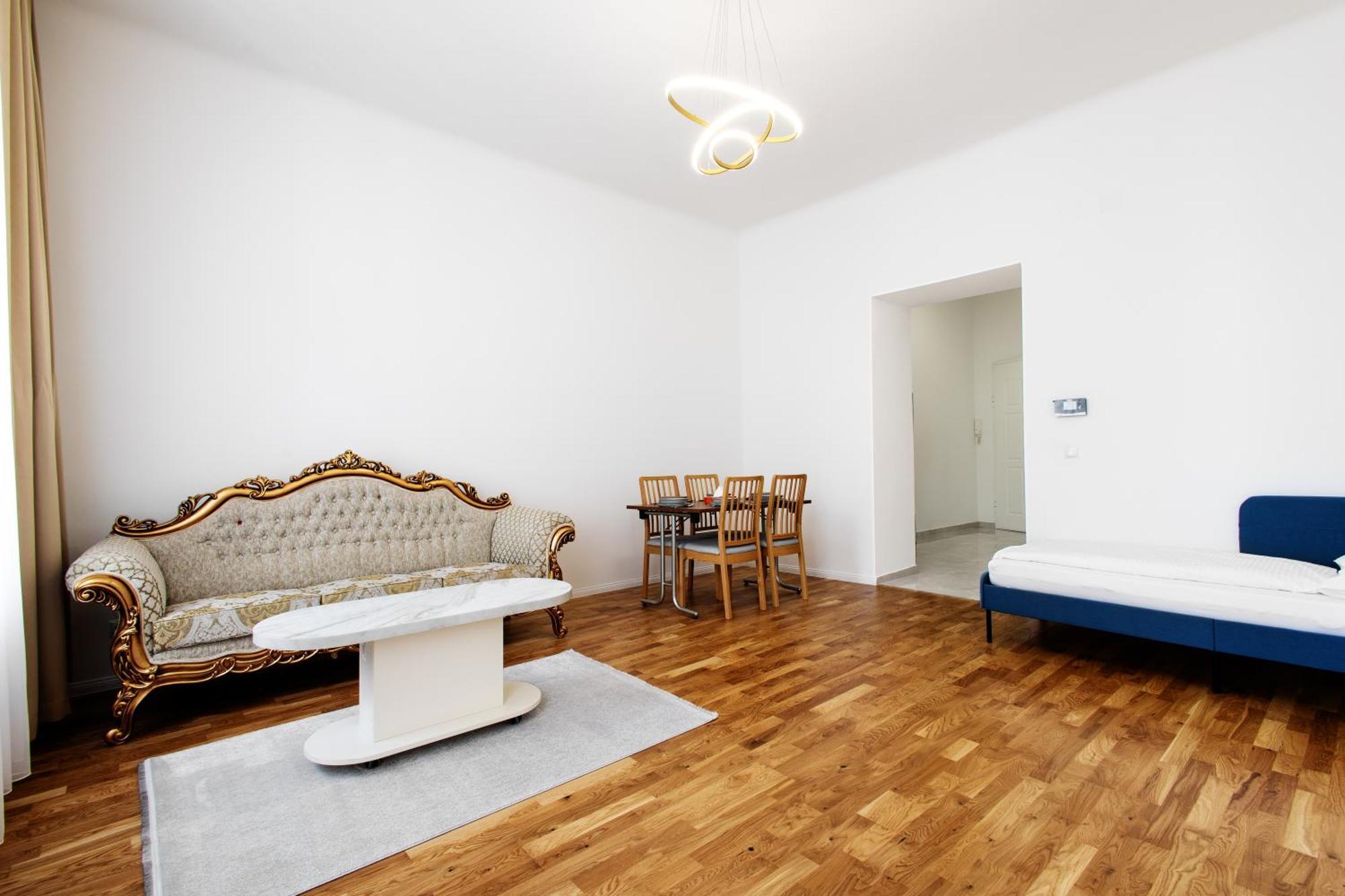 Le David 1020 Apartment *