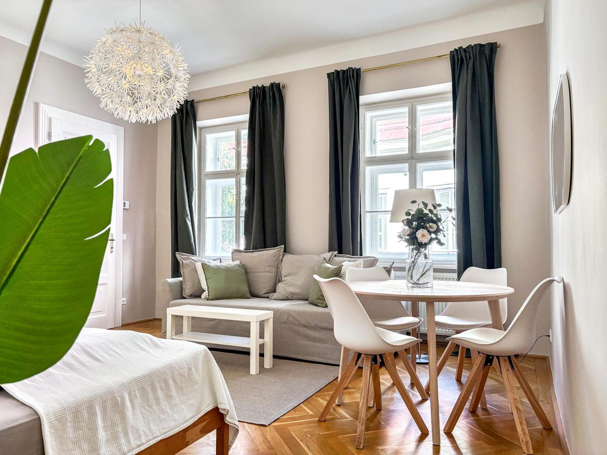 Chic 1-br - Perfect Location *