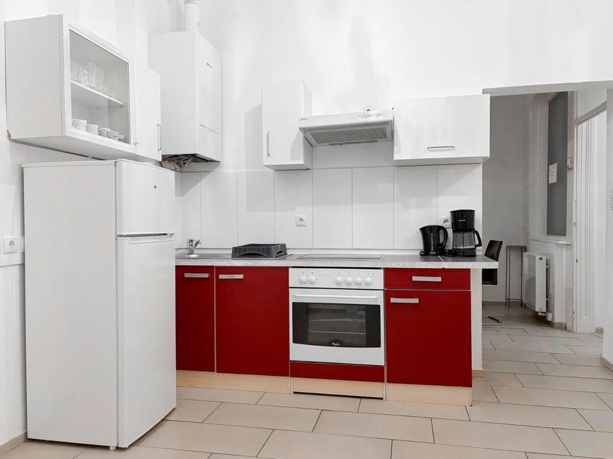 Apartment At Westbahnhof I Close To Shopping Street & Metro Vienna