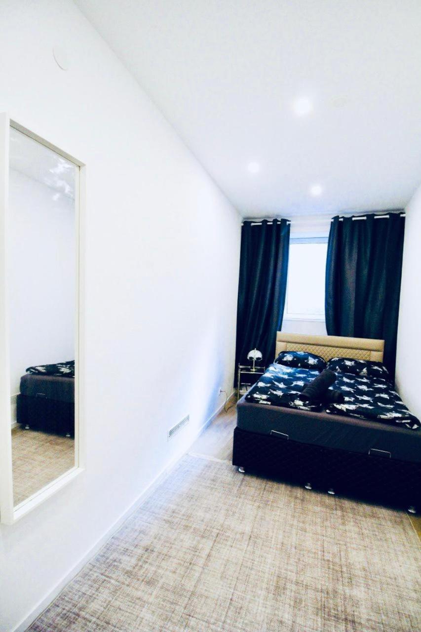Spacious 2br 1lr 10 Min To St Stephen Apartment *