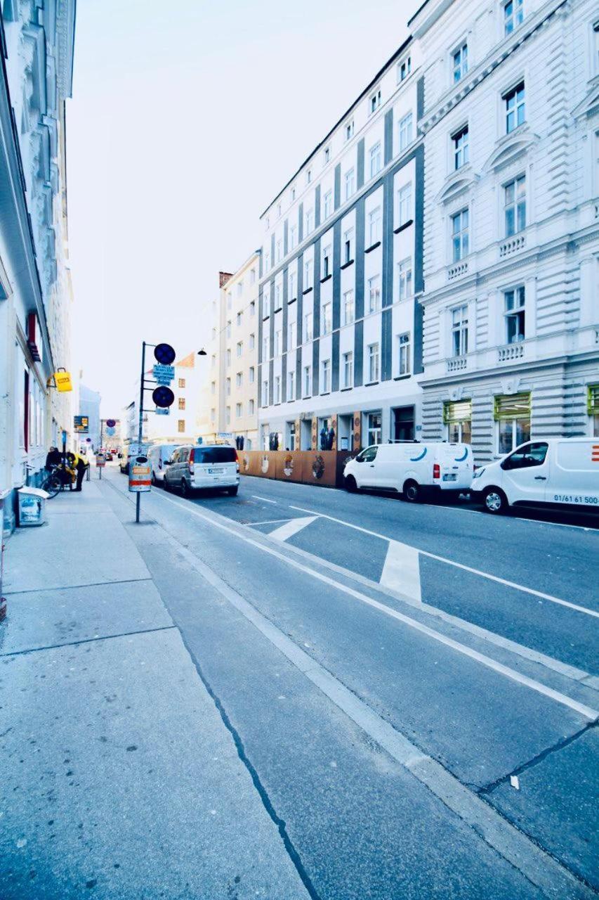Apartment Spacious 2br 1lr 10 Min To St Stephen Vienna
